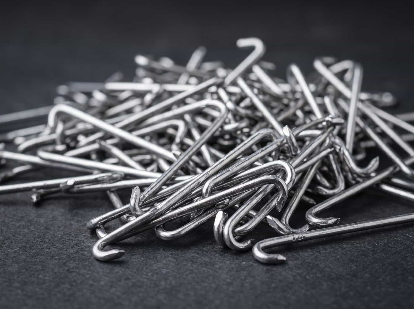 Fibres d'acier à crochets pour béton fibré acier, encollées en plaquettes pour un malaxage homogène